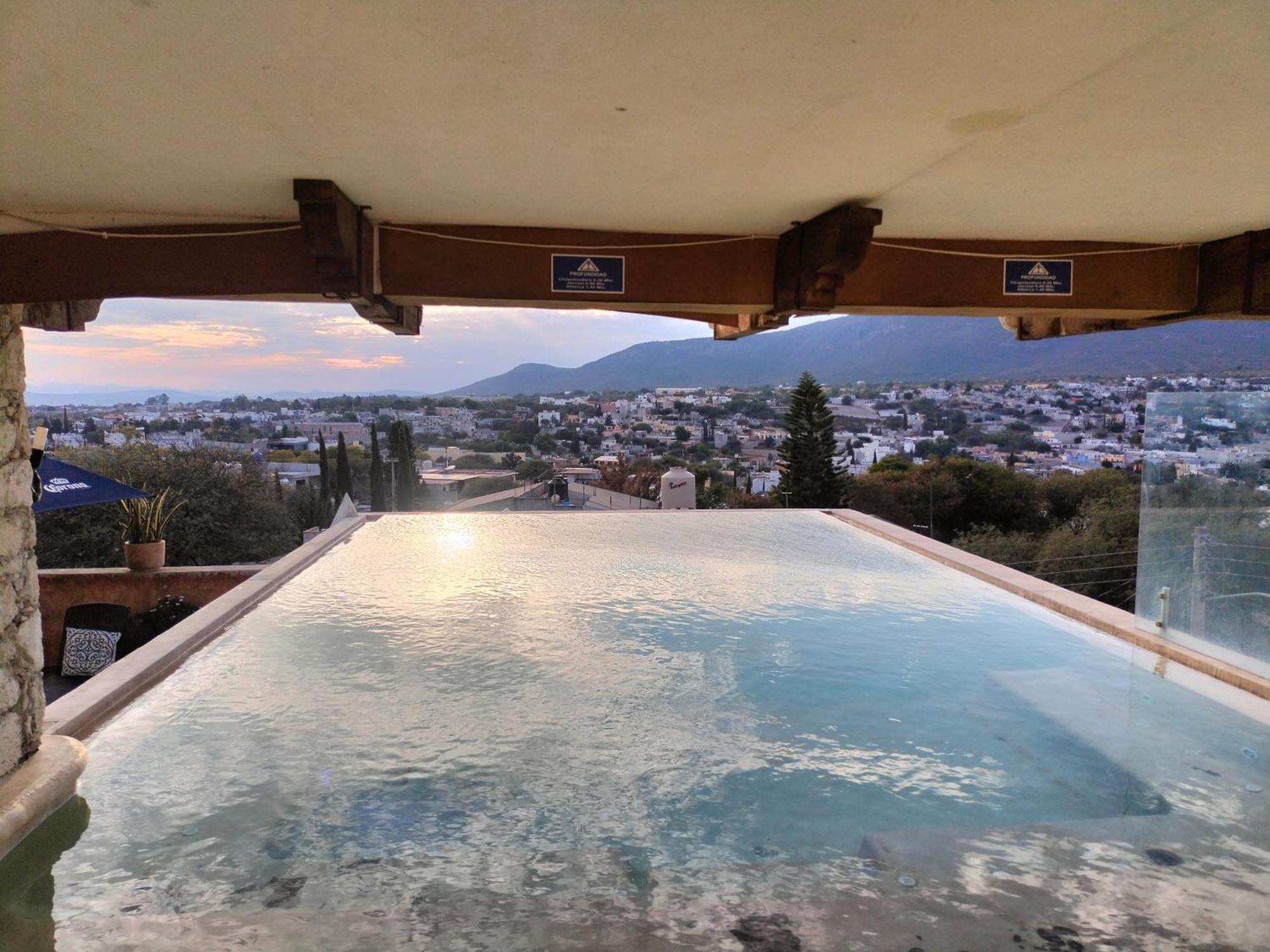 Hotel Villa Penasco Bernal Exterior foto